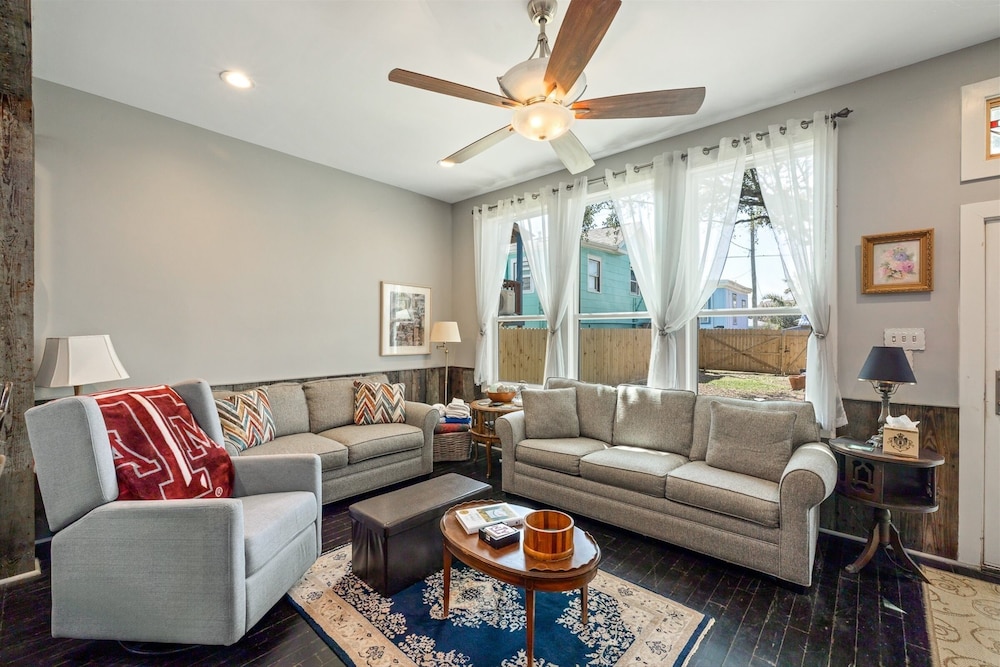 The Sells House 3 Bedroom Home