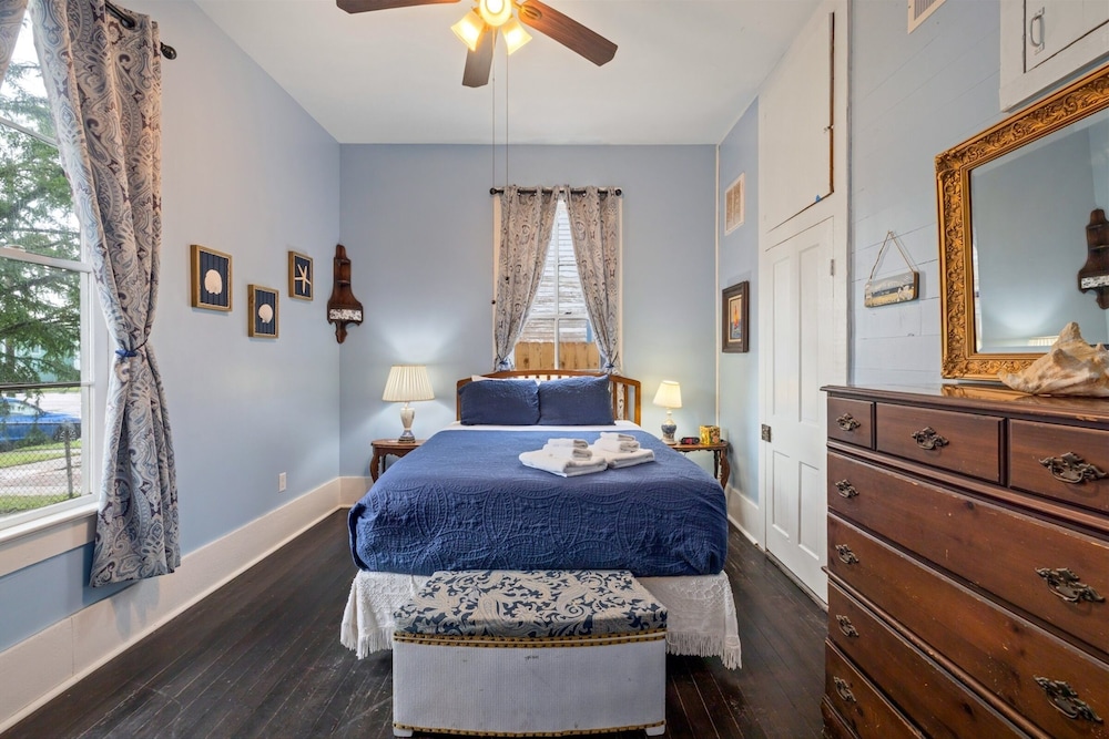 The Sells House 3 Bedroom Home