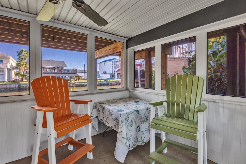 Blue Crab Bayou Cottage 2 Bedroom Home