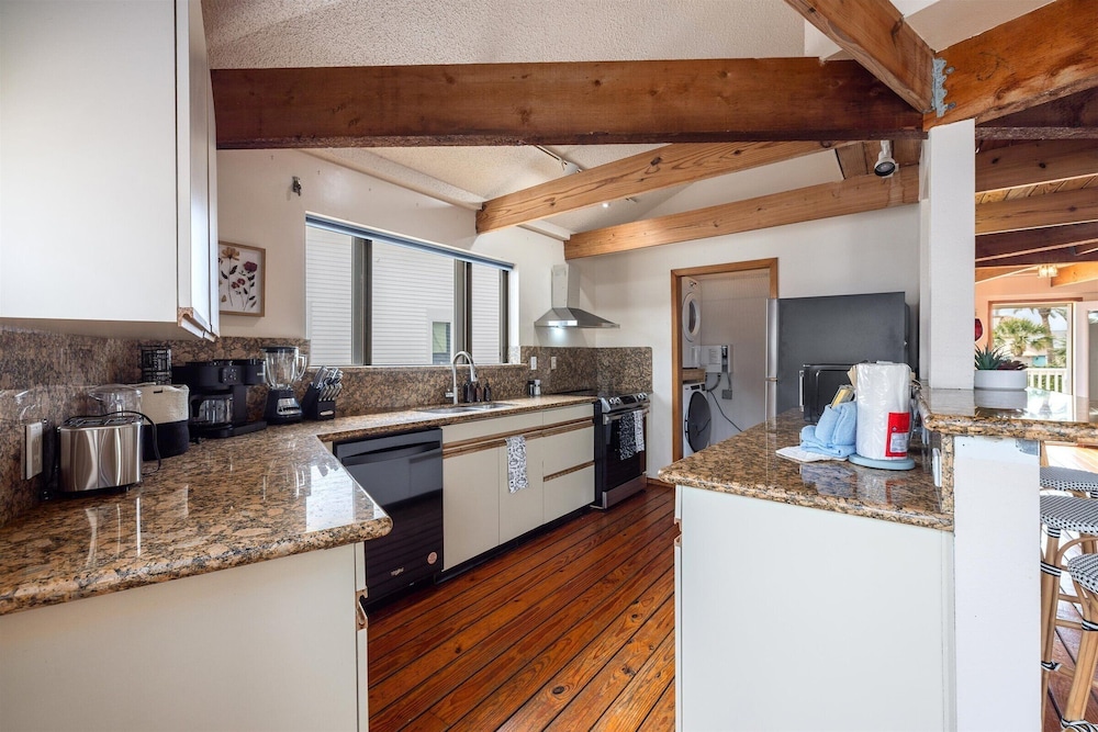 The Blue Pentagon 3 Bedroom Home