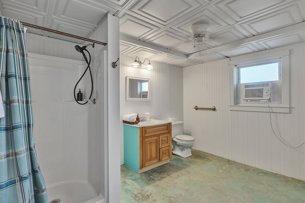 Blue Crab Bayou Cottage 2 Bedroom Home