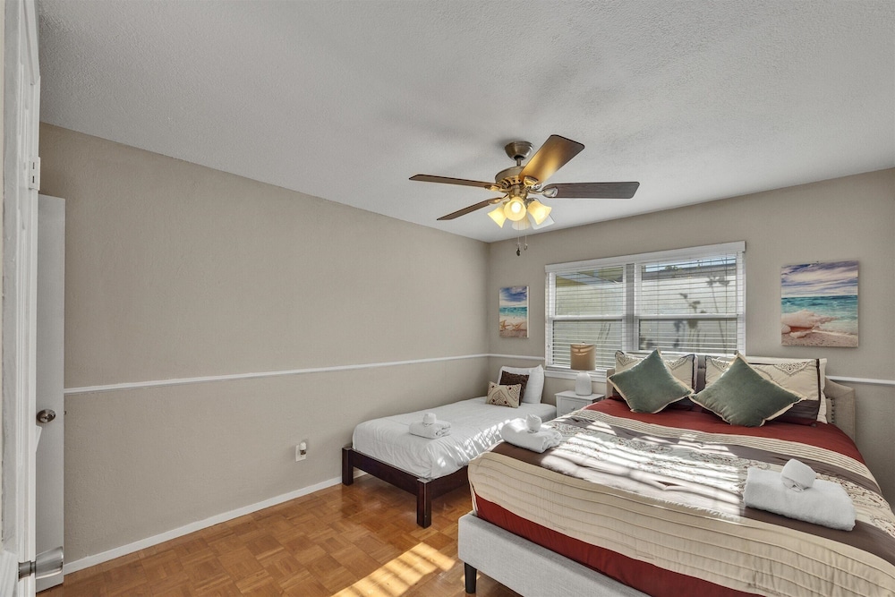 Blue Crab Bayou Cottage 2 Bedroom Home