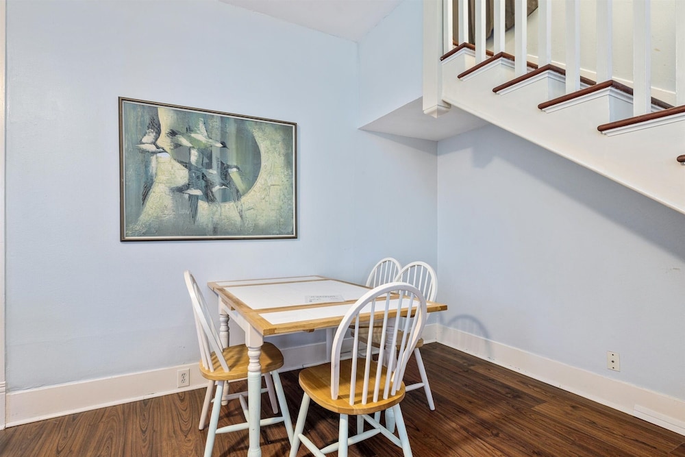 Seas The Breeze 4 Bedroom Home