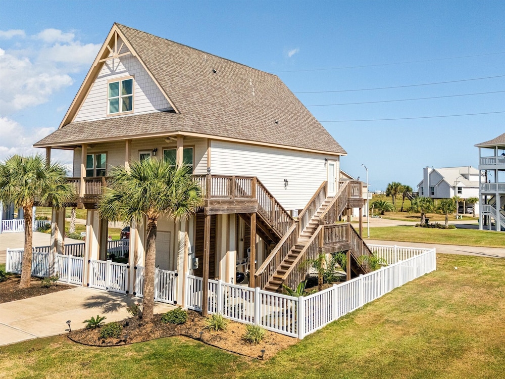 After Dune Delight 3 Bedroom Home