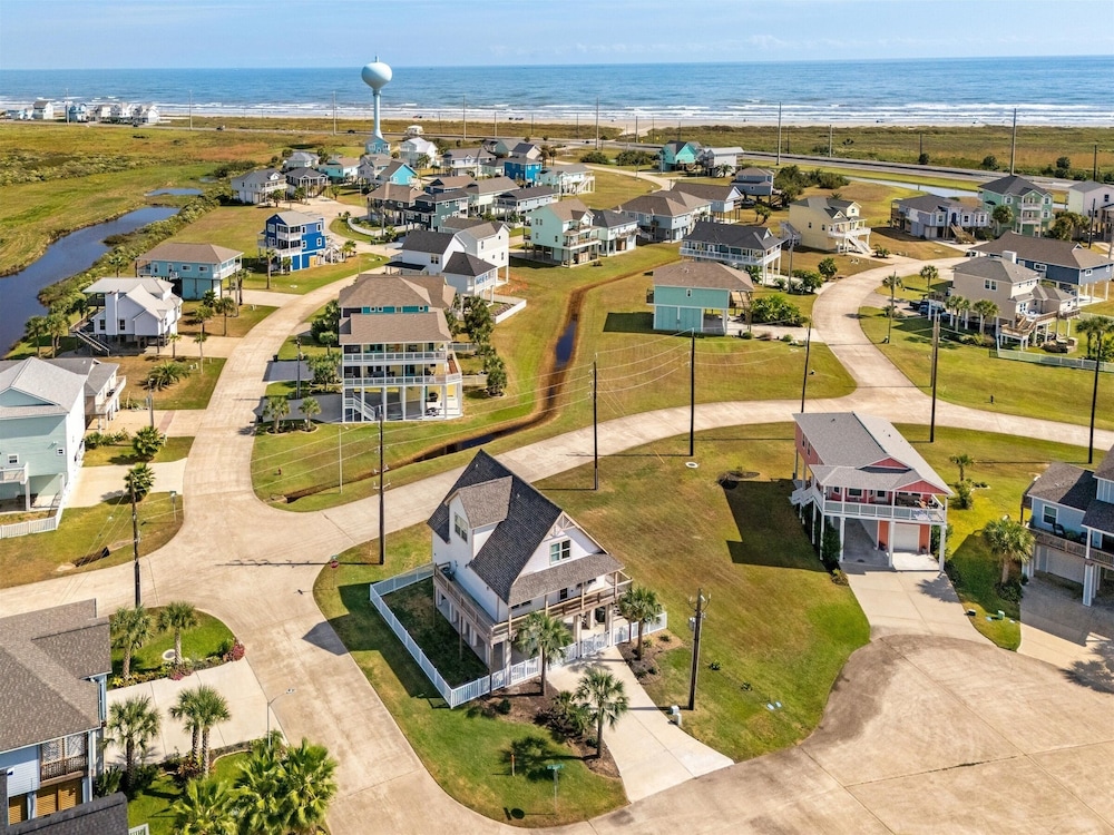 After Dune Delight 3 Bedroom Home