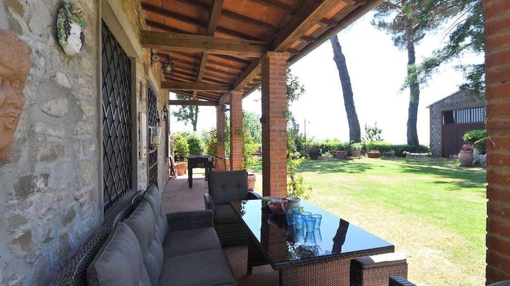 Podere Montelucci view 4