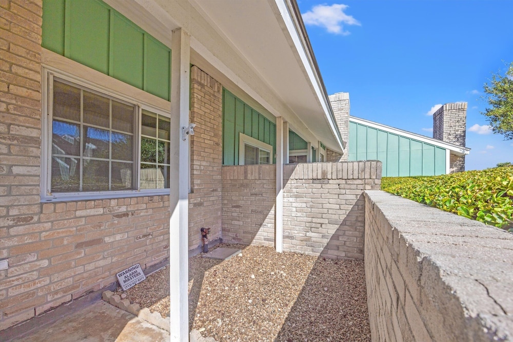 Mermaids Oasis 3 Bedroom Townhouse