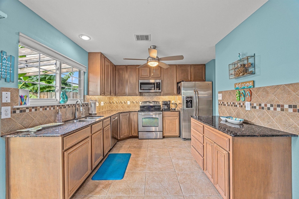 Mermaids Oasis 3 Bedroom Townhouse