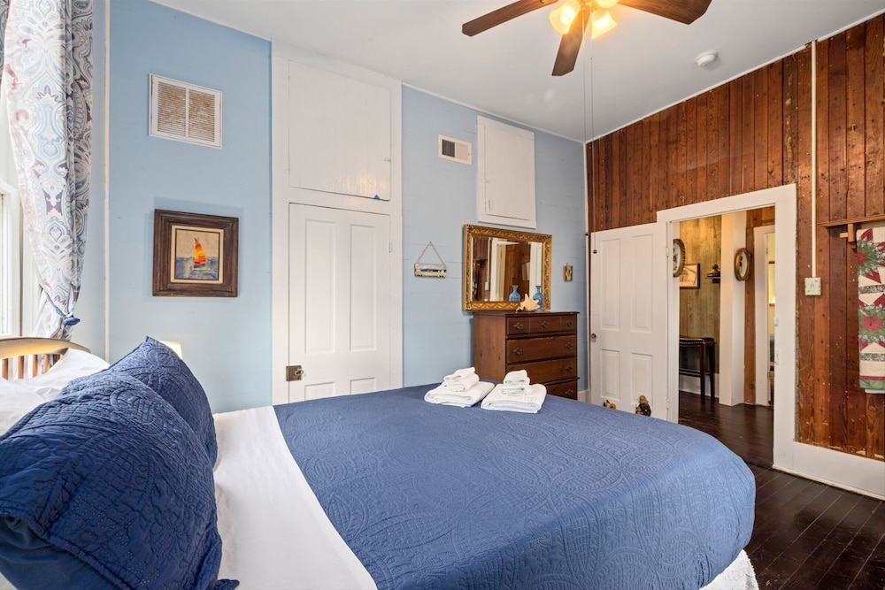 The Sells House 3 Bedroom Home