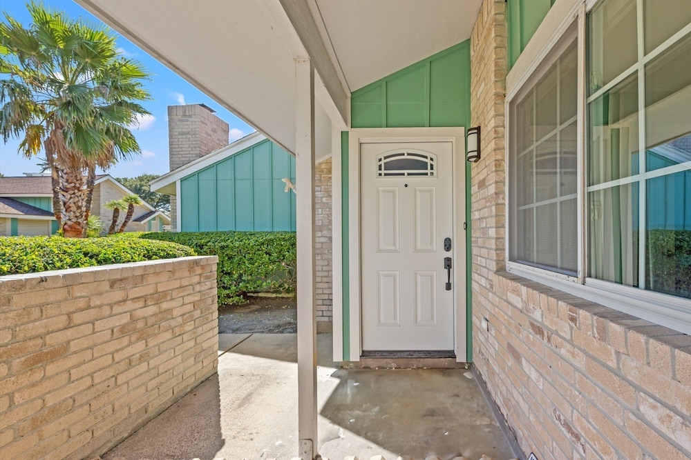 Mermaids Oasis 3 Bedroom Townhouse