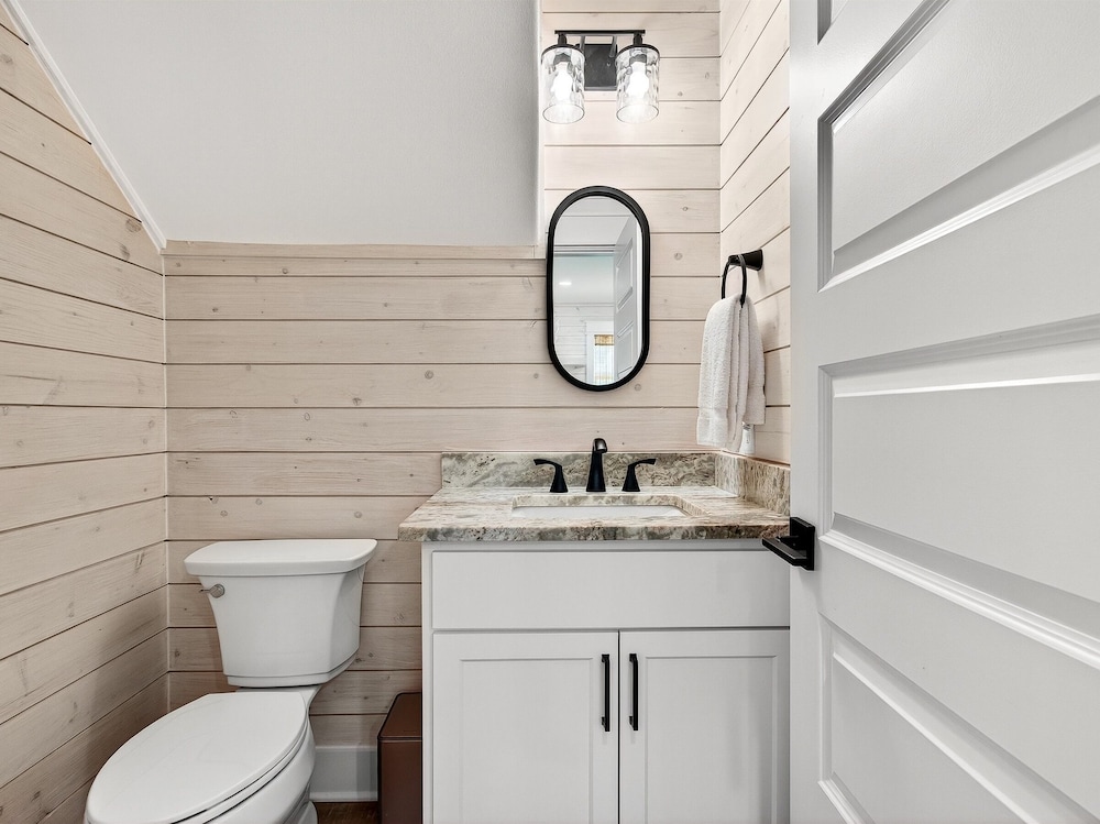 Coastal Retreat 3 Bedroom Home