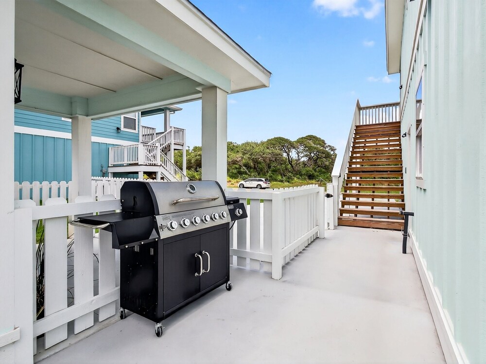 Coastal Retreat 3 Bedroom Home