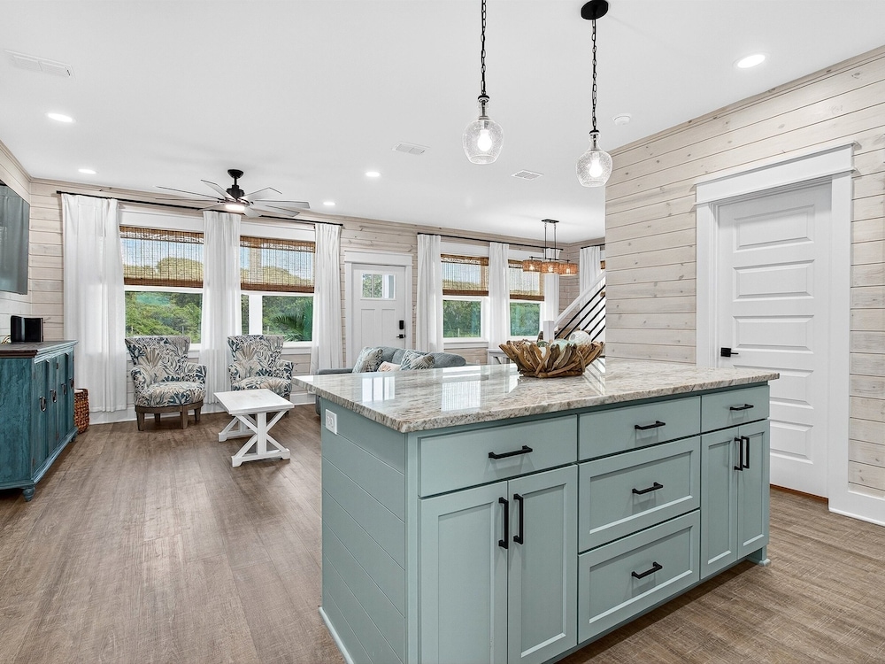Coastal Retreat 3 Bedroom Home