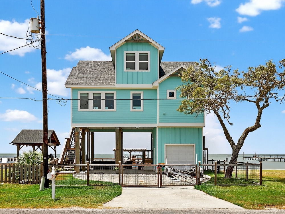 Coastal Vibes Rp230 3 Bedroom Home