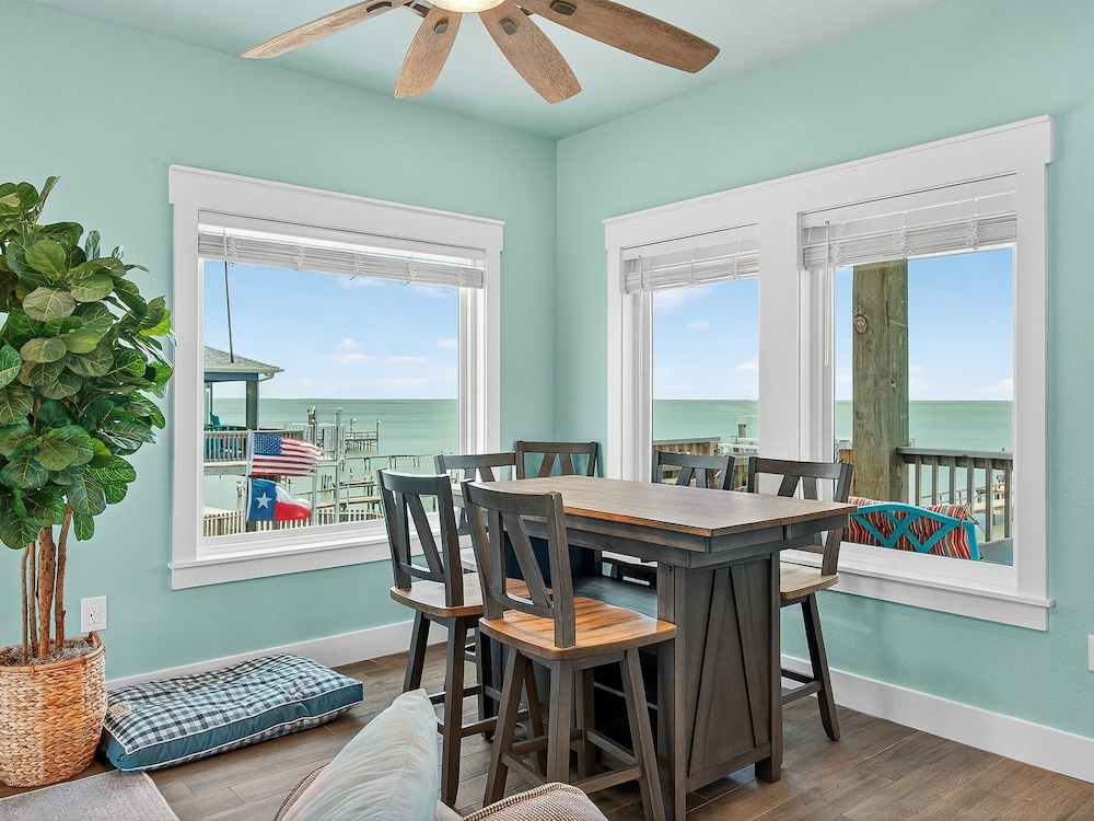 Coastal Vibes Rp230 3 Bedroom Home