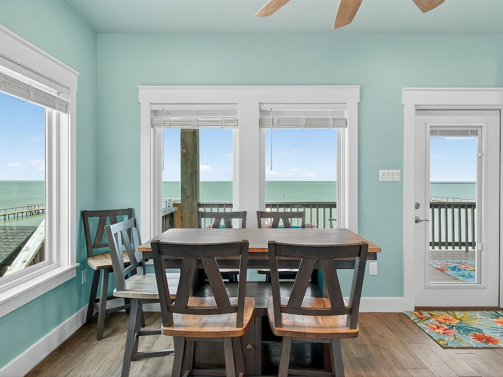 Coastal Vibes Rp230 3 Bedroom Home