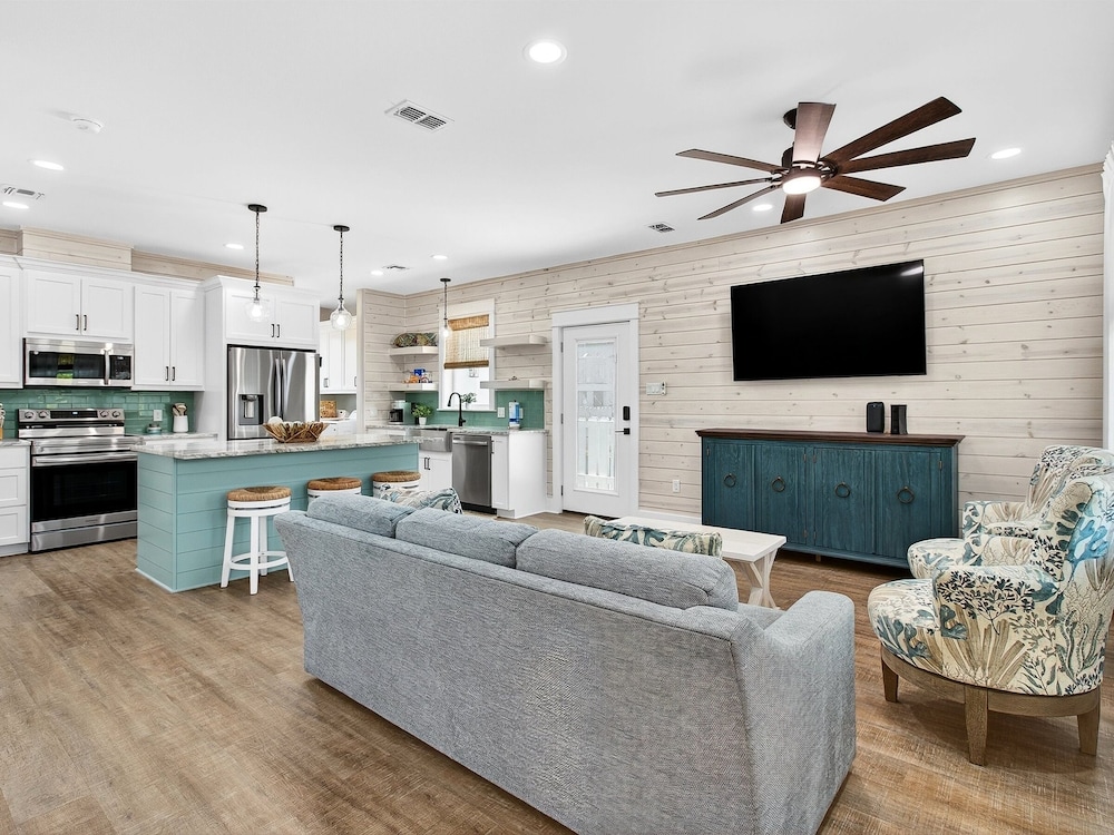 Coastal Retreat 3 Bedroom Home