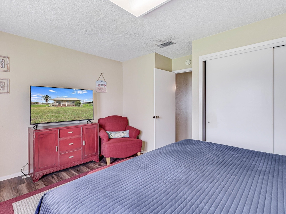 Tejas Angler Retreat Ap1132 3 Bedroom Home by RedAwning view 4