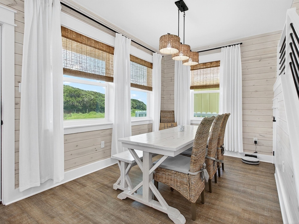 Coastal Retreat 3 Bedroom Home