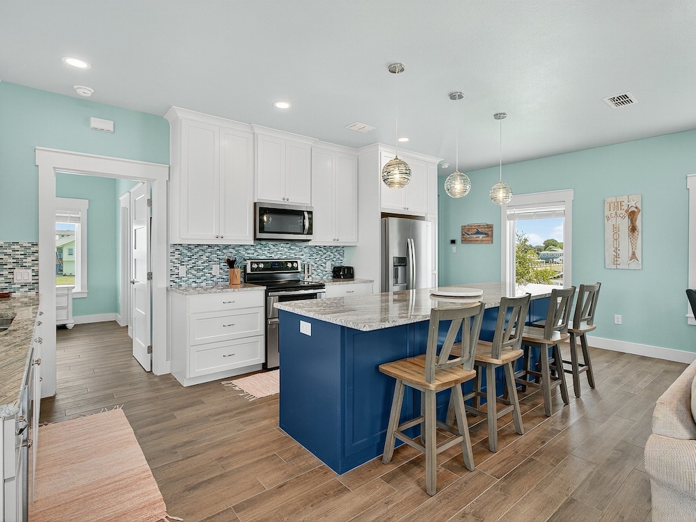 Coastal Vibes Rp230 3 Bedroom Home