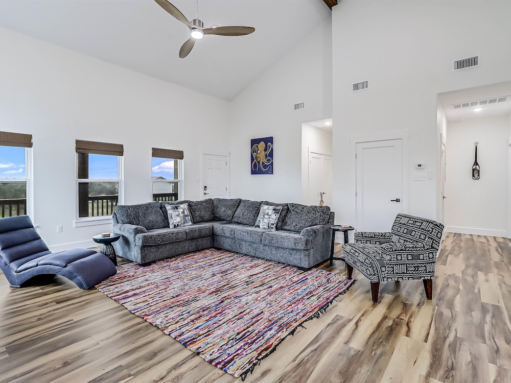 Nautical Nest 2 Bedroom Home