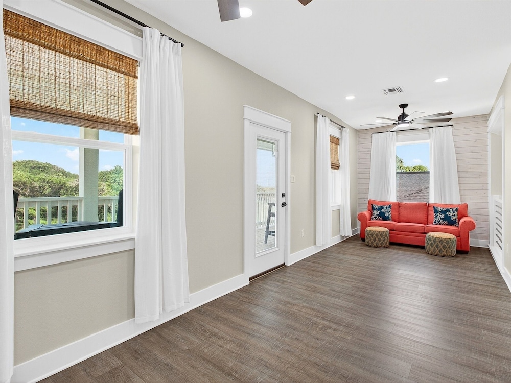 Coastal Retreat 3 Bedroom Home