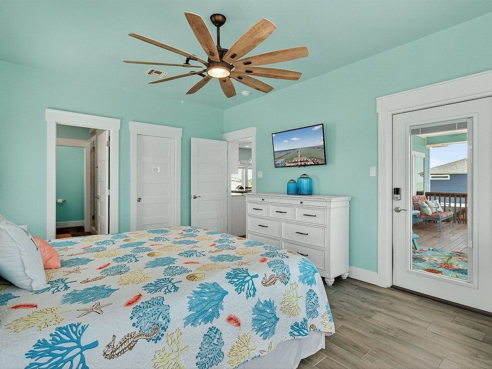 Coastal Vibes Rp230 3 Bedroom Home