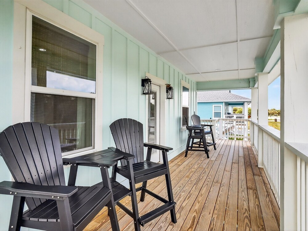 Coastal Retreat 3 Bedroom Home