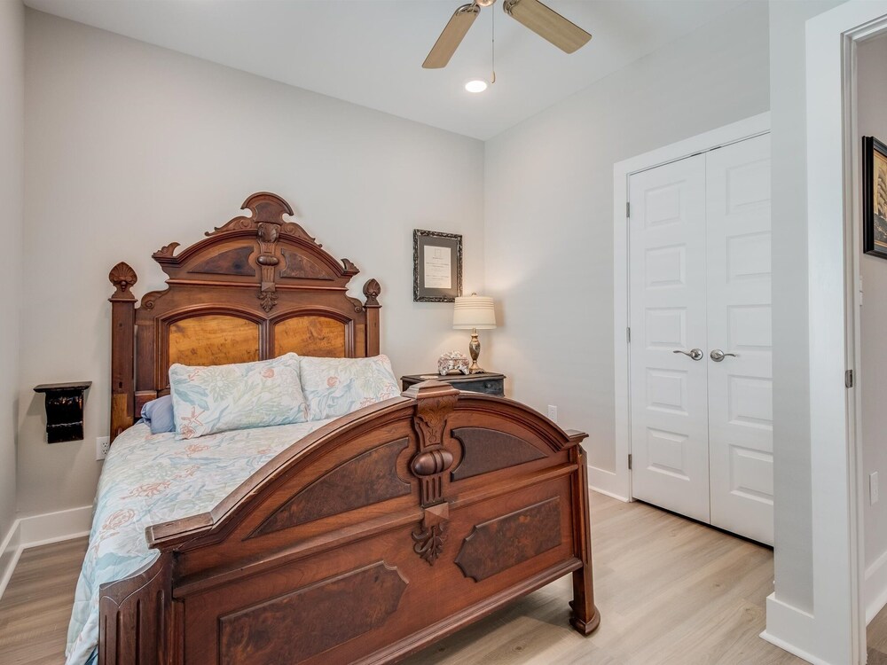 Nauta Mirage 2 Bedroom Home