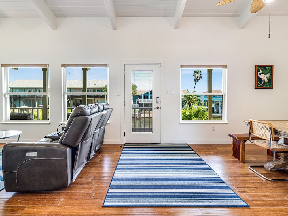 Bon Bini 4 Bedroom Home