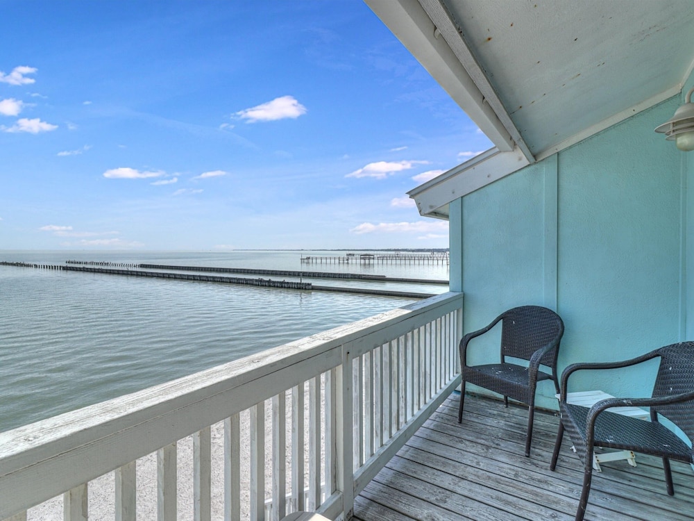 Bayfront Paradise K302 3 Bedroom Condo