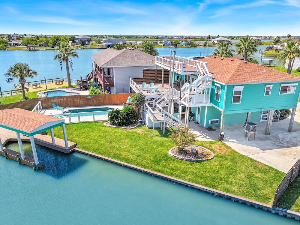 The Blue Pearl Rp6 4 Bedroom Home