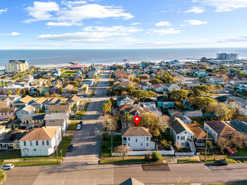 Seas The Breeze 4 Bedroom Home