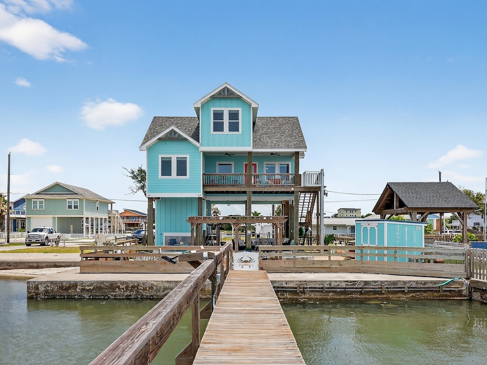Coastal Vibes Rp230 3 Bedroom Home