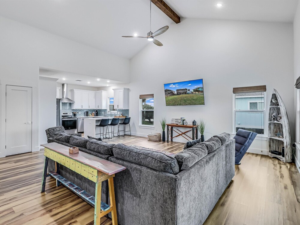 Nautical Nest 2 Bedroom Home