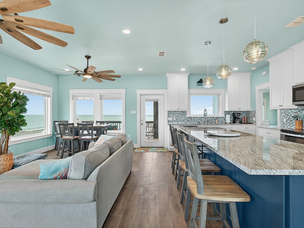 Coastal Vibes Rp230 3 Bedroom Home