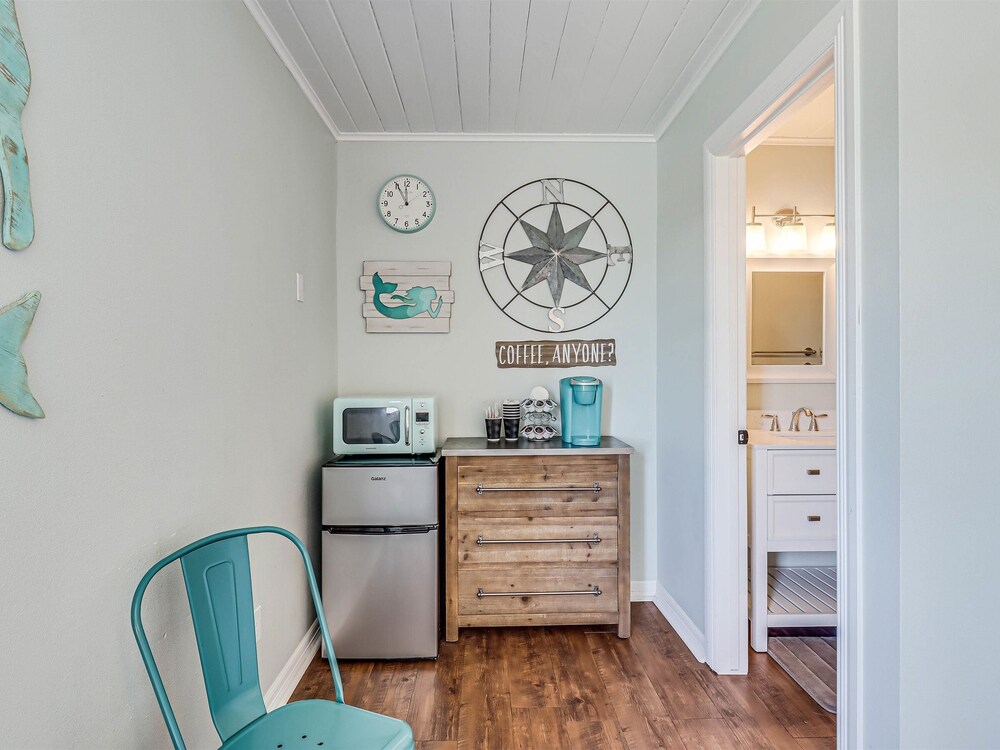 Coast Oaks Cottage 1 1 Bedroom Cottage by RedAwning view 5