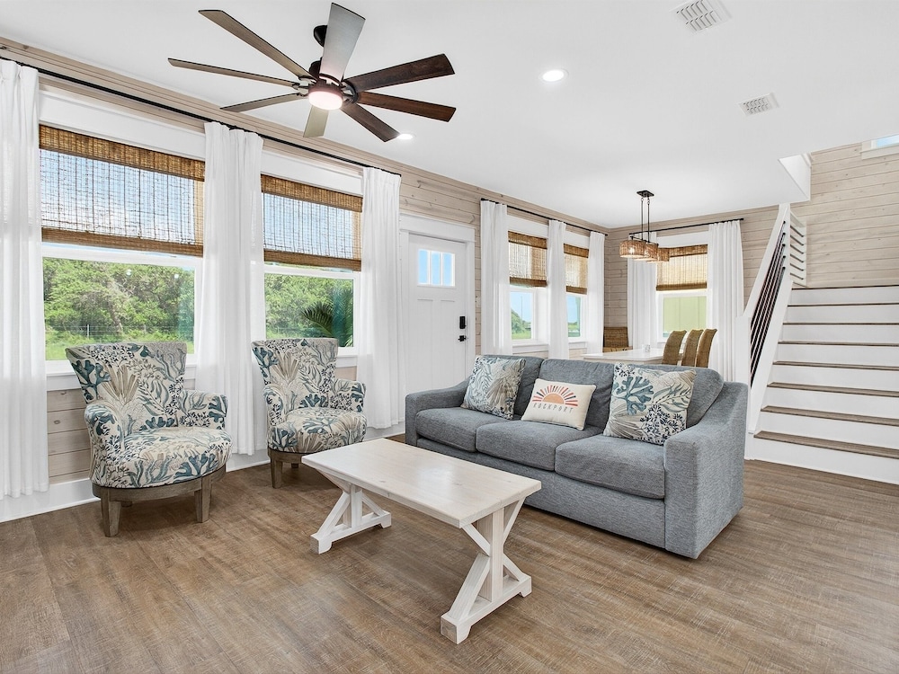 Coastal Retreat 3 Bedroom Home