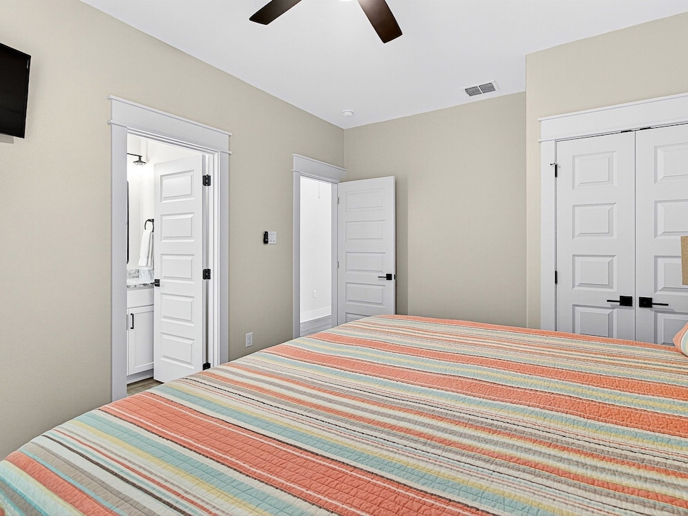 Coastal Retreat 3 Bedroom Home