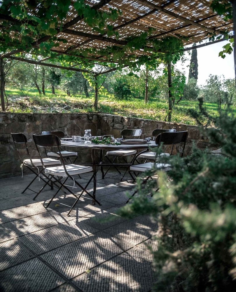 w Historic Tower w Private Pool Near Florence