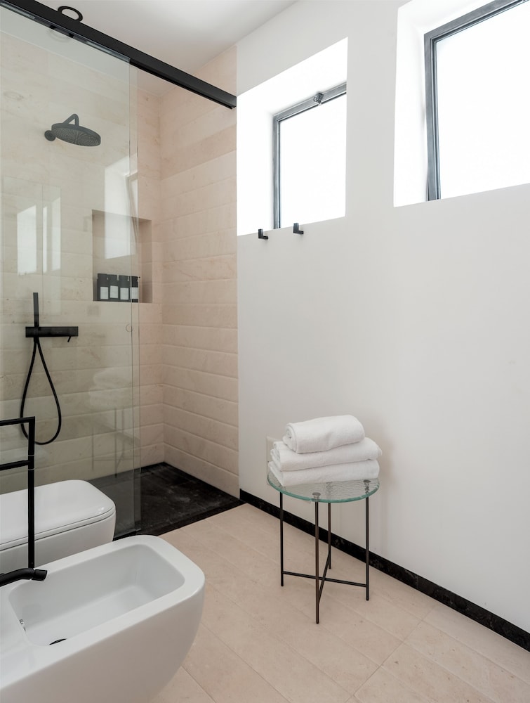 PORTA SUITE