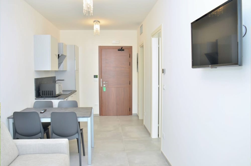 Inviting Calm and Bright Flat Near the Beach