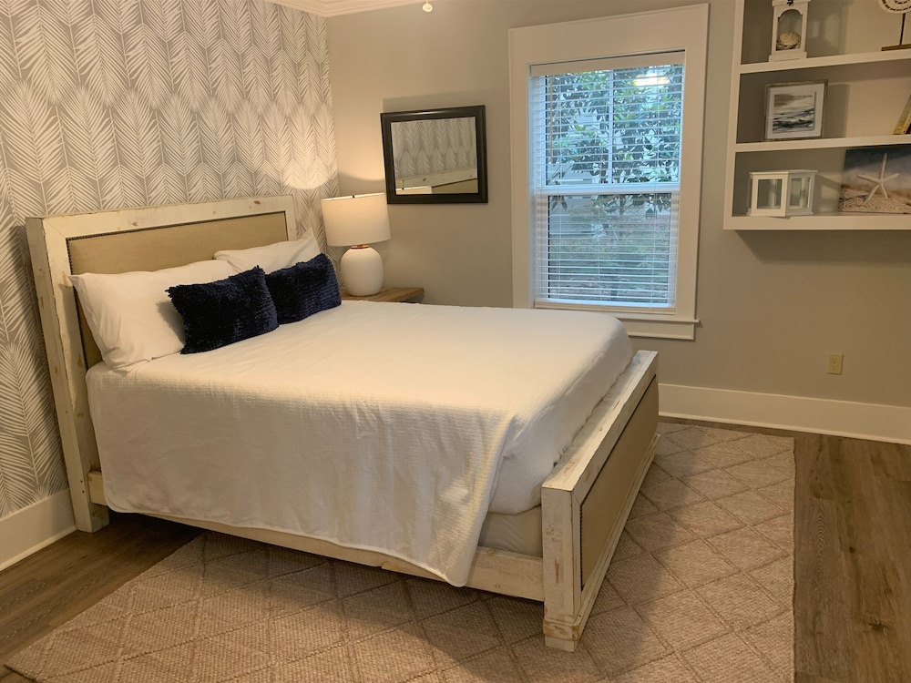 Blue Mountain Retreat view 4
