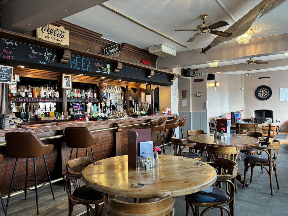 The Yacht Inn