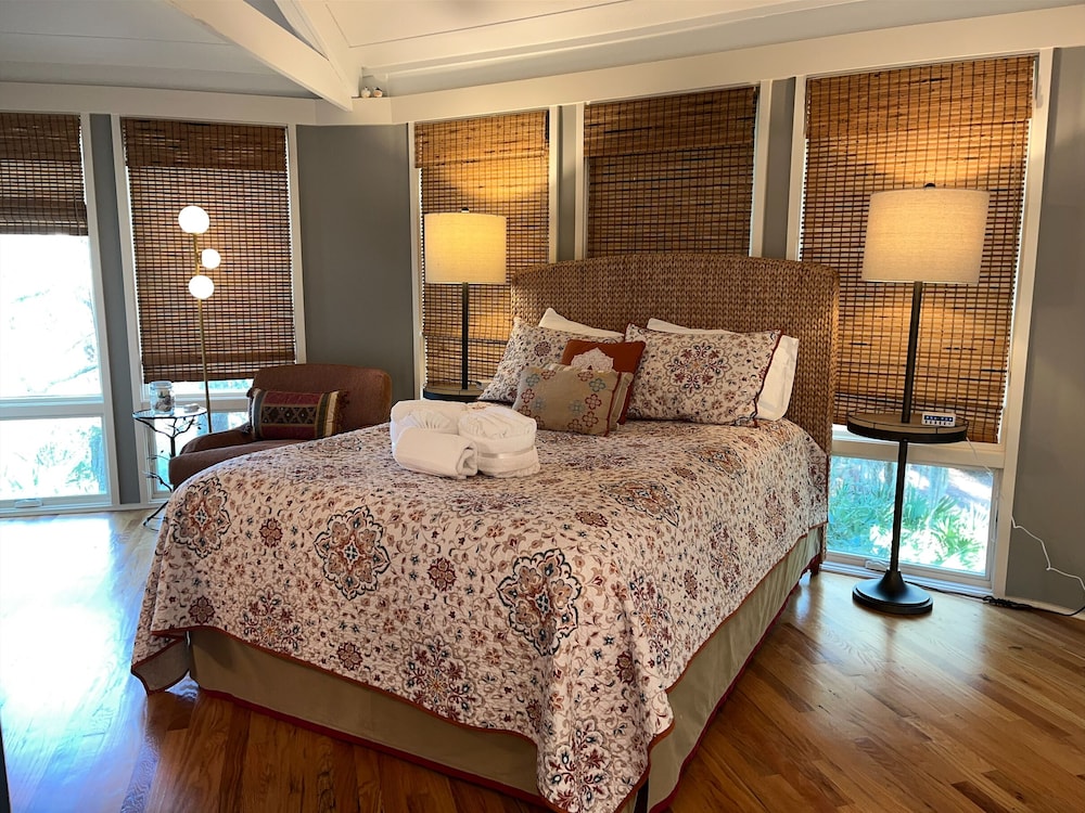 2070 Deer Island at The Sea Pines Resort