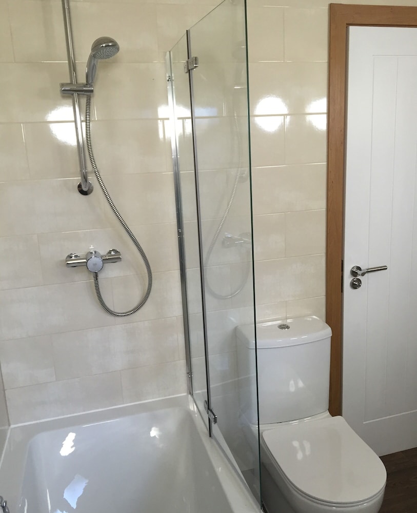 Shellow Lane Lodges