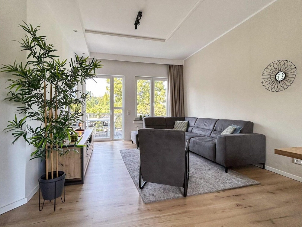 Modern Holiday Apartment in Zuschen