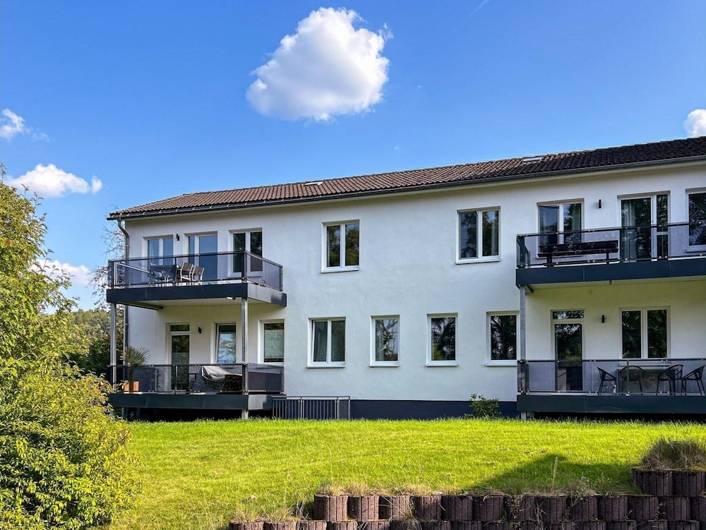Modern Holiday Apartment in Zuschen