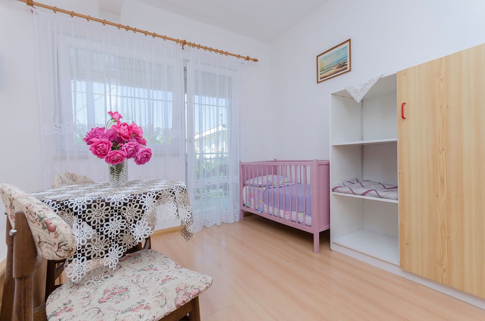 Apartments Mirjana Blue Beach view 3