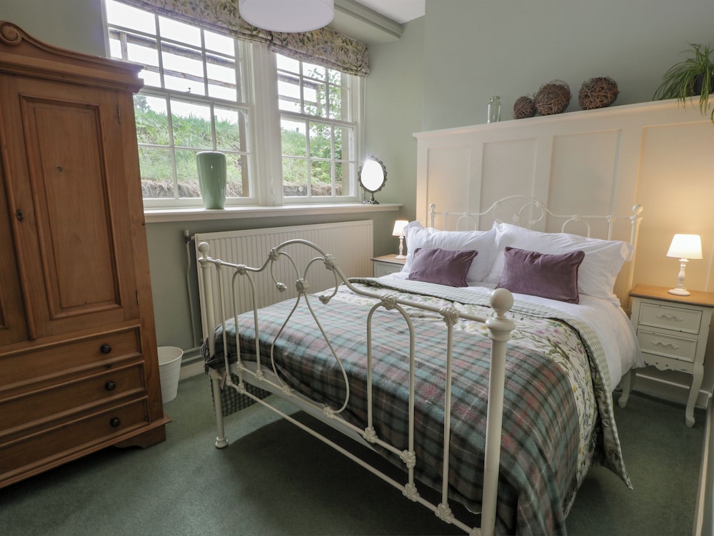 Trefoil Cottage